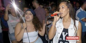 Mağusa’da karaoke eğlencesi