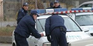 Uyuşturucu ararken bomba buldular