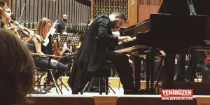 Eser Öktem Ankara’da konser verdi