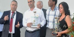 Meliz ve Eliz’e ödül