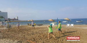 Raketler plajda sallanıyor