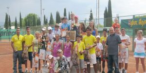 Tenisçiler Rusya’dan döndü