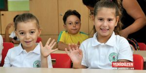 Okullar açıldı, trafik yoğunlaştı...