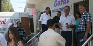 DP adayları Gemikonağında esnafla buluştu