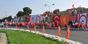 UBP Mağusa’da broşür dağıttı...