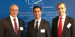 Meclis heyeti Brüksel’de Fule ile görüşecek