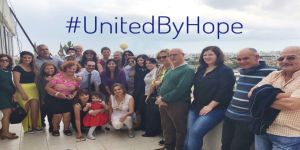 Liderlere iki toplumlu destek