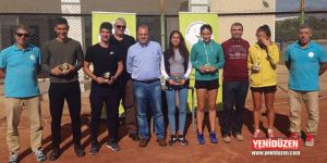 Teniste yaş turnuvası tamamlandı