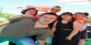 Aşk, tutku ve dostluğun en saf halinin yaşandığı yer; CAFE DOWN