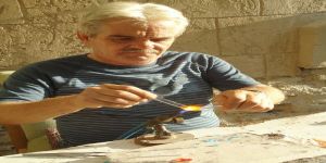 Bellapais’te Cam İşi