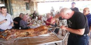 Gondaras’da Kuzu Çevirme…