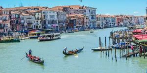 Aşk, Şarap, Şiir ve Venedik