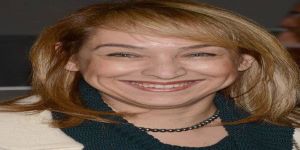 Filiz Besim: Seyahat bir tutkudur