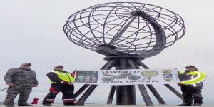 DÜNYANIN TEPESİNE YOLCULUK…