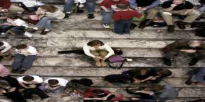 HAYAT… NASIL DA ÇARPIYOR YÜZÜMÜZE…