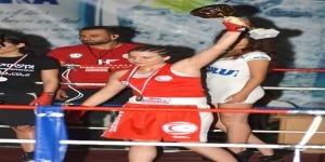 Boks heyecanı nefes kesti