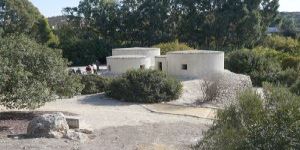 Akama yarım adasına bir yolculuk