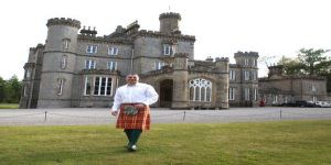 Yollar gri… Gerisi yeşil, yemyeşil…