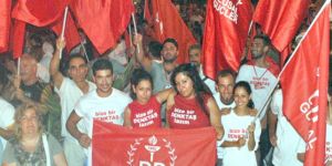 DP, Girne’de sahne aldı