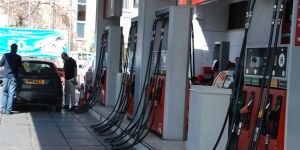 Akaryakıt fiyatları yükseldi