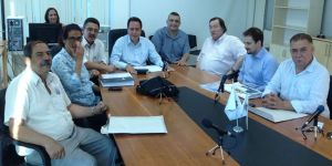 Diğer üyeler seçim çalışmalarında