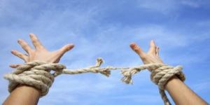 “Trabzansız Düşünebilmek”, “Hakikat Tiranlığı” ve Zihniyet Sancısı                             (‘Başka türlü düşünmek...’)