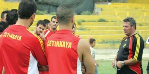 Bugün toplantı, Pazartesi antrenman