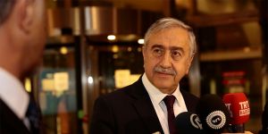 Akıncı'dan siyasi partilere Cenevre daveti