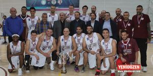 Kupa YDÜ’nün: 74-68