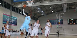 YDÜ kayıpsız ilerliyor: 76-58