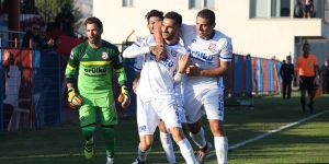 Cihangir’den tarihi performans