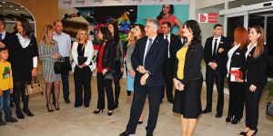 Limasol Bankası City Mall AVM şubesi hizmette