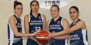 Yakın Doğu, İstanbul Üniversitesi deplasmanında