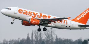 Baf'tan kalkan uçak, İstanbul'a zorunlu iniş yaptı