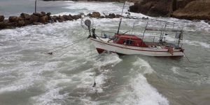 Balıkçılar, mendirek istiyor