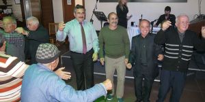 Dikmen Belediyesi’nden yaşlılara geleneksel yılbaşı yemeği