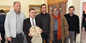 Kıbrıslı Rum öğretmenlere iki okulumuz kapılarını açtı