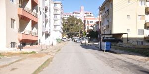 Sokak ortasında bıçaklandı...