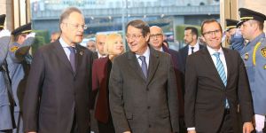 Anastasiadis, Cenevre'deki Ulusal Konseyi bilgilendirdi