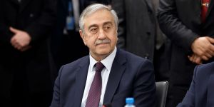Akıncı çizmeyi aştı mı?