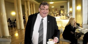 Finlandiya Dışişleri Bakanı Timo Soini, Kıbrıs ile ilgili konuştu