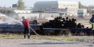 Eski su boruları tutuştu!