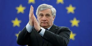 Yeni Başkant Tajani'den birlik vurgusu