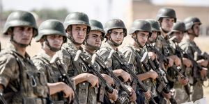 Askerlikle ilgili yasa önerilerine oybirliği