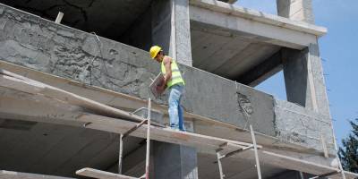 Bakandan itiraf: tüm inşaatları durdurmalıyız