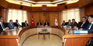 Atama ve görevden almalar sürüyor