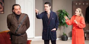 “Kim Bay Schmitt?” oyununda son hafta