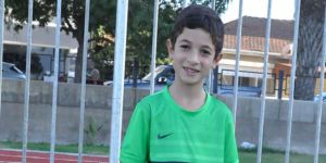 Minik Berkalp yeteneğiyle büyülüyor