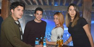 Barricade, Rast ile eğlendirdi