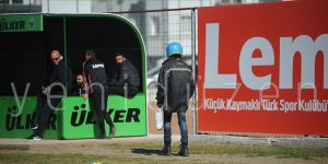 Yedek kulübesine dürüm çağırdı (!)